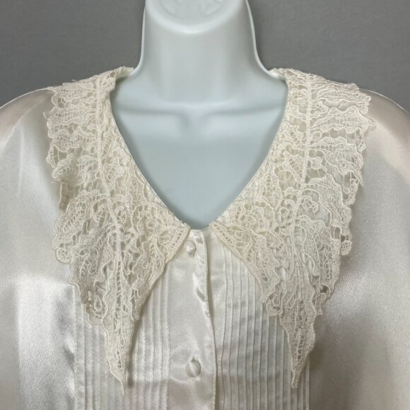 Vintage Blouse Lace Collar Victorian Cream White Long Sleeve Button-Up Coquette - Picture 13 of 13